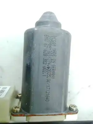 Pezzo di ricambio per auto di seconda mano alzacristalli anteriore destro per bmw 7 (e65, e66, e67) 735 i li riferimenti oem iam 676283820021  