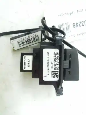Second-hand car spare part hazard warning lights for kia ceed (cd) 1.6 crdi 136 oem iam references 93790a2100  