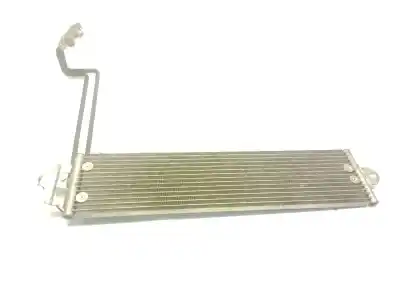 Pezzo di ricambio per auto di seconda mano RADIATORE OLIO per PORSCHE CAYENNE (9PA)  Riferimenti OEM IAM 7L0317021  