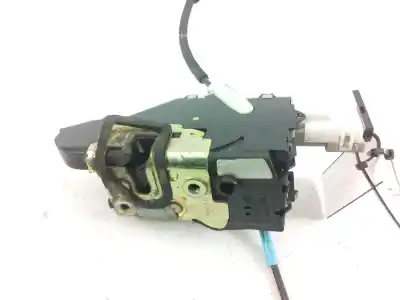 Recambio de automóvil de segunda mano de CERRADURA PUERTA DELANTERA IZQUIERDA para CITROEN C6 (TD_)  referencias OEM IAM 9660698880  