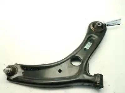 Автозапчастина б/у ПЕРЕДНІЙ ПРАВИЙ НИЖНИЙ РЫЧАГ ПІДВІСКИ для KIA STONIC (YB)  Посилання на OEM IAM 545012H8500  