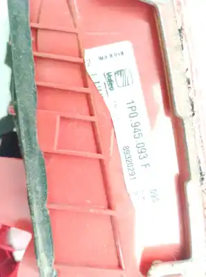 Second-hand car spare part interior left tailgate light for seat 5431 sinvalor oem iam references 1p0945093f  