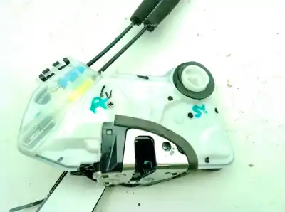 Peça sobressalente para automóvel em segunda mão Fechadura Da Porta Dianteira Direita por TOYOTA COROLLA FASTBACK (_E21_) 1.8 Hybrid (ZWE211) Referências OEM IAM 6903002511  