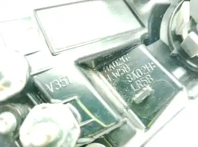 Peça sobressalente para automóvel em segunda mão farolim interior traseiro direito por toyota corolla fastback (_e21_) 1.8 hybrid (zwe211) referências oem iam 8158102b80  