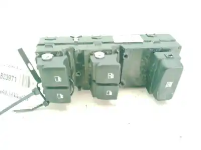 Second-hand car spare part LEFT FRONT POWER WINDOW SWITCH for KIA STONIC (YB)  OEM IAM references 4D64901000  