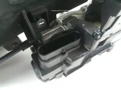 Second-hand car spare part left front door lock for volvo v40 fastback (525) d2 oem iam references 31440389  