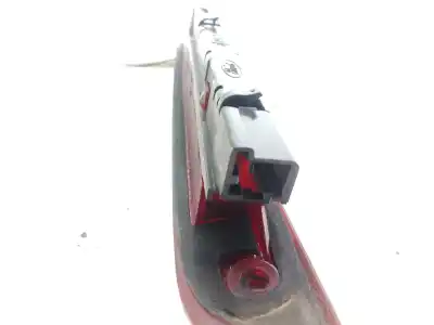 Peça sobressalente para automóvel em segunda mão farolim de travão central por ford focus i (daw, dbw) 1.8 tdci referências oem iam xs4x13a613ab  