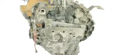 Автозапчастина б/у коробка передач для ssangyong tivoli * посилання на oem iam 3102035320  
