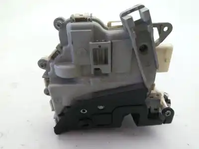 Автозапчастина б/у бічний замок дверей для audi a4 b8 avant (8k5) 2.0 tdi посилання на oem iam 8k0839015c  