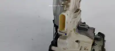 Peça sobressalente para automóvel em segunda mão fechadura da porta do lado esquerdo por audi a5 (8t3) 2.0 tdi referências oem iam 8k0839015c  