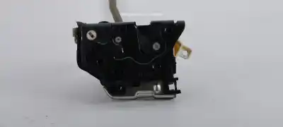 Peça sobressalente para automóvel em segunda mão Fechadura Da Porta Do Lado Esquerdo por AUDI A5 (8T3) 2.0 TDI Referências OEM IAM 8K0839015C  