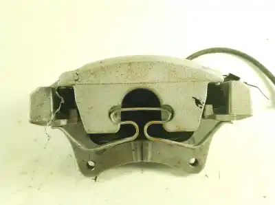 Автозапчастина б/у ПЕРЕДНІЙ правий гальмівний супорт для JAGUAR F-PACE (X761)  Посилання на OEM IAM T2H7446  