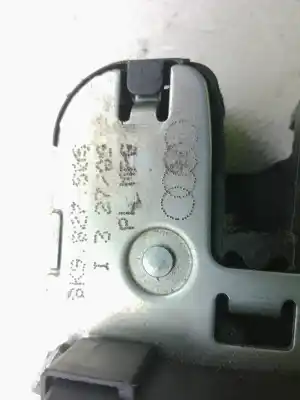 Автозапчастина б/у замок багажника / ворот для audi a4 b8 avant (8k5) 2.0 tdi посилання на oem iam 8k9827505  