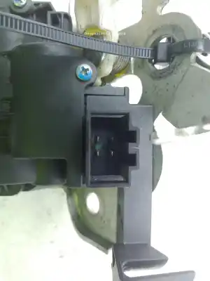 Автозапчастина б/у замок багажника / ворот для audi a4 b8 avant (8k5) 2.0 tdi посилання на oem iam 8k9827505  