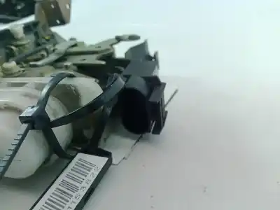 Pezzo di ricambio per auto di seconda mano serratura porta anteriore destra per audi a3 (8l1) 1.9 tdi riferimenti oem iam   