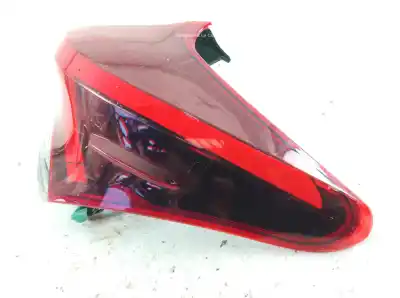 Second-hand car spare part right tailgate light for toyota auris (_e18_) 1.8 hybrid (zwe186_) oem iam references 8155102a61  