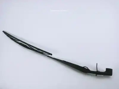 Автозапчастина б/у лівий передній ручок склоочисника для MITSUBISHI L 200 (KA0/KB0) 2.5 DI-D CAT Посилання на OEM IAM   