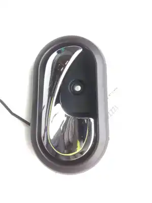 Second-hand car spare part right door handle for dacia duster 1.2 tce 16 v oem iam references   