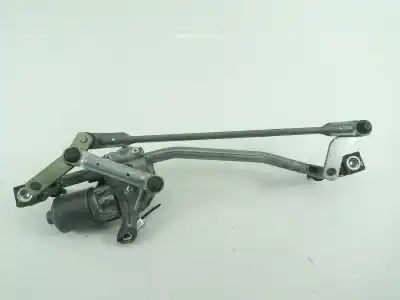 Second-hand car spare part front windshield wiper motor for volvo v40 fastback (525) d2 oem iam references   