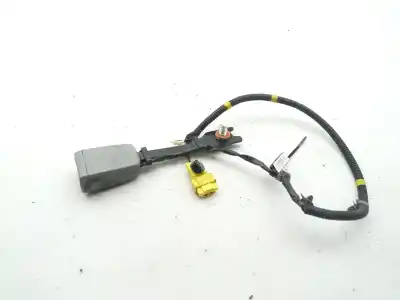 Recambio de automóvil de segunda mano de ENGANCHE CINTURON para KIA SORENTO I (JC) 2.5 CRDi referencias OEM IAM   