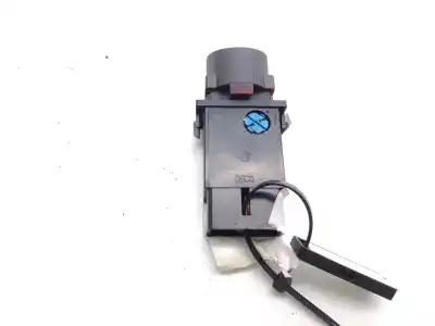 Second-hand car spare part hazard warning lights for ssangyong rodius rodius aj/ad2l/ata21 oem iam references   