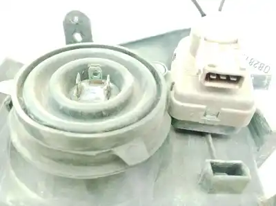 Second-hand car spare part right headlight for peugeot partner origin combispace (5f) 1.9 d oem iam references 805521110r  