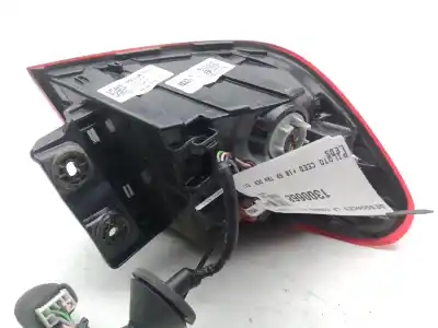 Pezzo di ricambio per auto di seconda mano luci posteriori destra per kia ceed (cd) 1.6 crdi 136 riferimenti oem iam 92402j7050  