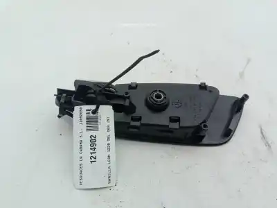 Peça sobressalente para automóvel em segunda mão puxador de porta direita por seat leon (5f1) 1.5 tsi referências oem iam 5f1837114a  