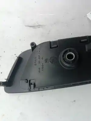 Peça sobressalente para automóvel em segunda mão puxador de porta direita por seat leon (5f1) 1.5 tsi referências oem iam 5f1837114a  