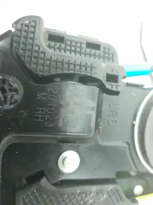 Peça sobressalente para automóvel em segunda mão fechadura da porta traseira direita por toyota corolla fastback (_e21_) 1.8 hybrid (zwe211) referências oem iam 6905002610  