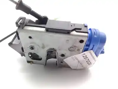 Автозапчастина б/у ЗАМОК ЗАДНЬОГО ПРАВОГО ДВЕРЯ для AUDI A3 (8L1)  Посилання на OEM IAM 8D0839015A  