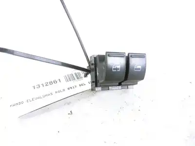 Pezzo di ricambio per auto di seconda mano INTERRUTTORE ALZACRISTALLI ANTERIORE SINISTRO per VW POLO V (6R1, 6C1)  Riferimenti OEM IAM 1K3959857B  