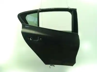 Recambio de automóvil de segunda mano de PUERTA TRASERA DERECHA para FORD FOCUS IV (HN)  referencias OEM IAM 2577510  