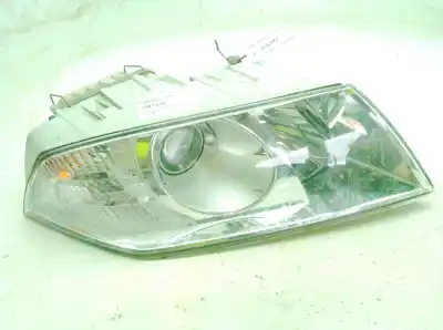 Pezzo di ricambio per auto di seconda mano Faro Anteriore Destro per SKODA OCTAVIA II (1Z3) 2.0 TDI 16V Riferimenti OEM IAM 1EL35402708   Pezzo di ricambio per auto di seconda mano Faro Anteriore Destro per SKODA OCTAVIA II (1Z3) 2.0 TDI 16V Riferimenti OEM IAM 1EL35402708