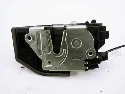 Second-hand car spare part Left Side Door Lock for BMW 5 (E60) 530 d OEM IAM references 7036171  