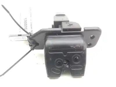 Pièce détachée automobile d'occasion COFFRE / SERRURE DE PORTE pour KIA CEED (CD)  Références OEM IAM 1392100010  