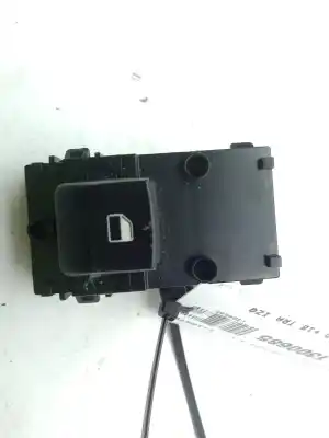 Peça sobressalente para automóvel em segunda mão BOTÃO / INTERRUPTOR ELEVADOR VIDRO TRASEIRO ESQUERDO por KIA CEED (CD)  Referências OEM IAM 93581J7100  