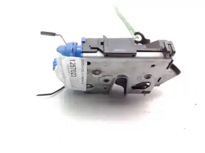 Автозапчастина б/у бічний замок дверей для AUDI A3 (8L1) 2.0 tdi 140 cv Посилання на OEM IAM 8D0839016A  