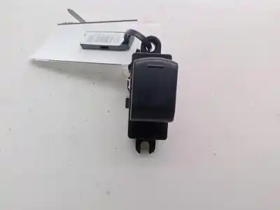 Peça sobressalente para automóvel em segunda mão Botão / Interruptor Elevador Vidro Traseiro Direito por NISSAN NOTE (E11, NE11) 1.4 LPG Referências OEM IAM   