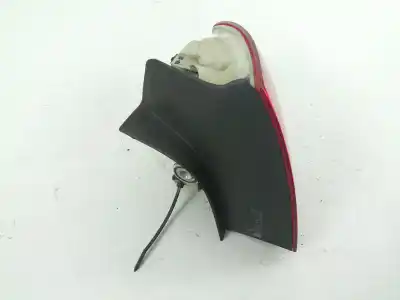 Автозапчастина б/у правий ліхтар для audi a4 b7 (8ec) 2.0 tdi 16v посилання на oem iam   