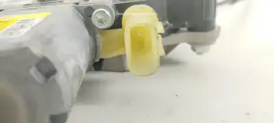 Second-hand car spare part passenger side right window regulator for kia stonic (yb) 1.0 t-gdi oem iam references   