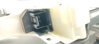 Peça sobressalente para automóvel em segunda mão elevador de vidros traseiro direito por audi a5 (8t3) 2.0 tdi referências oem iam 8k0959801a  