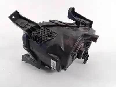 Second-hand car spare part right fog light for kia ceed fastback 1.6 crdi 115 115cv 1582cc oem iam references 92202j7000  