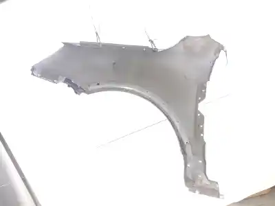 Peça sobressalente para automóvel em segunda mão guarda-lamas dianteiro direito por opel antara (l07) 2.2 cdti referências oem iam 95930053  
