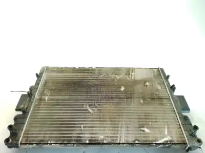 Pezzo di ricambio per auto di seconda mano radiatore d acqua per iveco daily iii furgón/ranchera familiar 35c13 v. 35c13 v/p. 35s13 v. 35s13 v/p riferimenti oem iam   