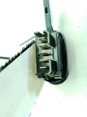 Peça sobressalente para automóvel em segunda mão botão / interruptor elevador vidro dianteiro esquerdo por dacia duster 1.5 dci diesel fap cat referências oem iam 602227  
