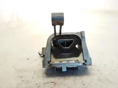 Second-hand car spare part ENGINE SUPPORT for SEAT ATECA (KH7)  OEM IAM references 5Q0199262CK  