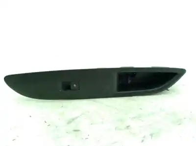 Peça sobressalente para automóvel em segunda mão Botão / Interruptor Elevador Vidro Dianteiro Direito por OPEL MOKKA / MOKKA X (J13) 1.6 CDTI 4x4 (_76) Referências OEM IAM 95393864600R  