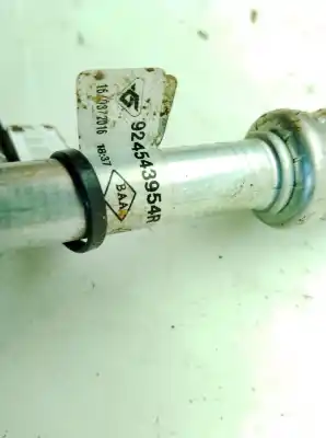 Second-hand car spare part tube for dacia dokker 1.6 cat (bivalent. gasolina / gpl) oem iam references 924543954r  