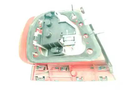 Second-hand car spare part right tailgate light for audi a4 b6 (8e2) 1.9 tdi oem iam references   